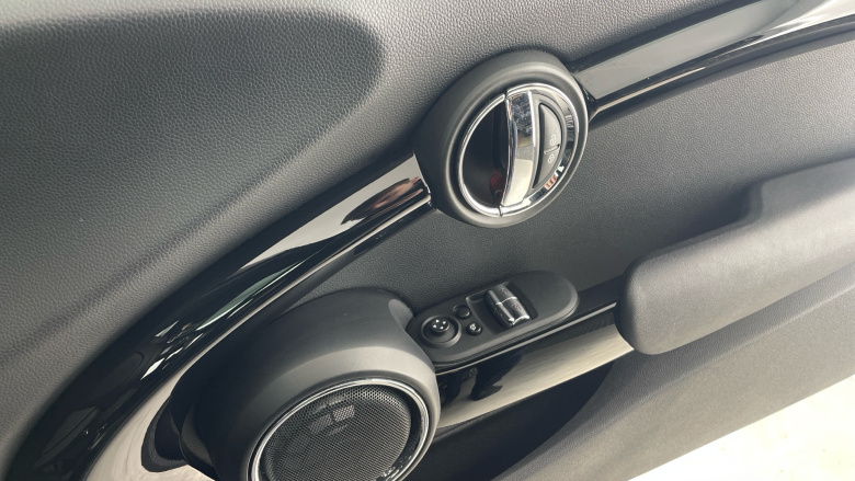 MINI Hatchback 2.0 John Cooper Works 3dr Auto Petrol Hatchback